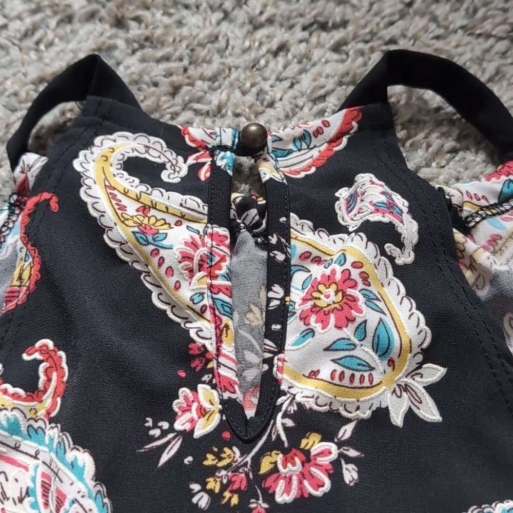 Rose And Grey Paisley Handkerchief Tank Top - Picture 6 of 6